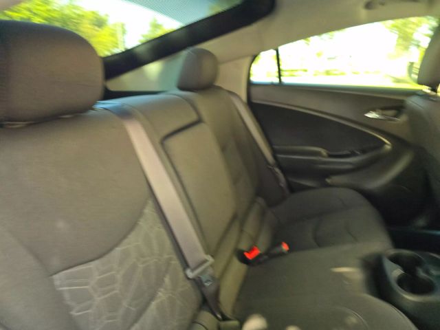 2017 Chevrolet Volt - Image 36