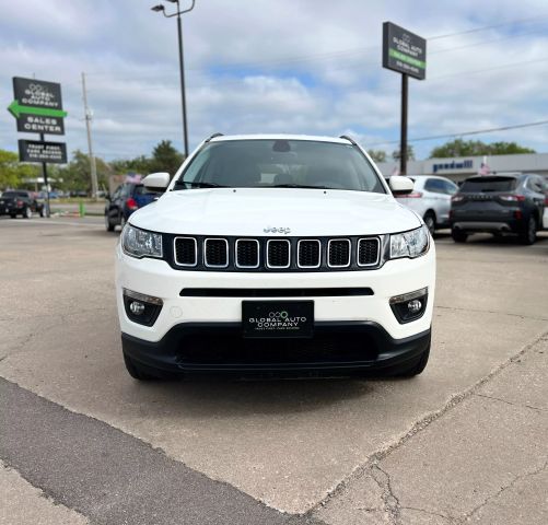 2017 JEEP COMPASS SUV 4-CYL, MULTIAIR, 2.4 LITER ALL NEW LATITUDE SPORT UTILITY 4D