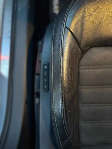 2014 Volkswagen Passat - Image 23