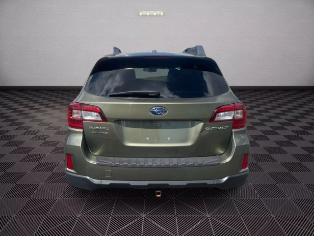 2015 Subaru Outback - Image 4