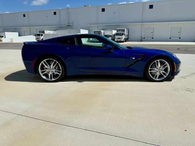 2017 Chevrolet Corvette - Image 7