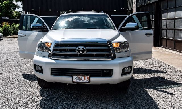 2014 TOYOTA SEQUOIA SUV WHITE AUTOMATIC - Auto Masters of Carolinas