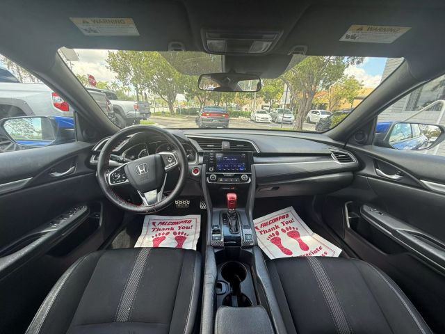 2019 Honda Civic - Image 13