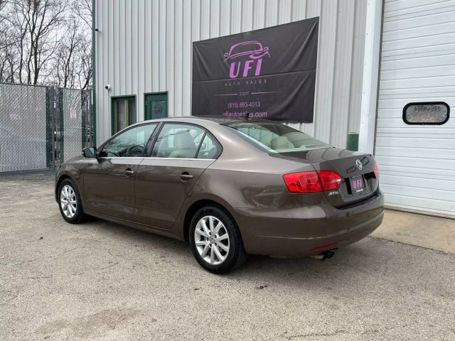 2014 Volkswagen Jetta - Image 6