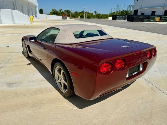 2003 Chevrolet Corvette - Image 27