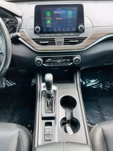 2019 Nissan Altima - Image 28