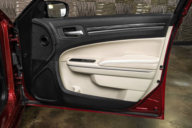2020 Chrysler 300 300 Touring L Sedan 4d - Image 36
