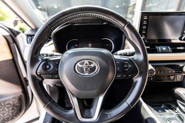 2019 TOYOTA RAV4 SUV WHITE AUTOMATIC - Auto Masters of Carolinas