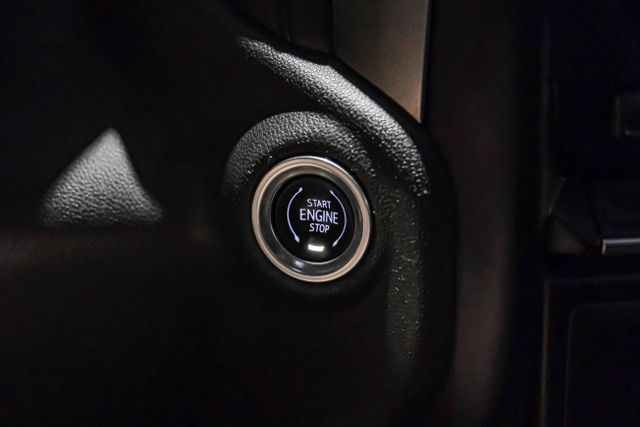 2019 Chevrolet Silverado 1500 Crew Cab Lt Pickup 4d 5 3/4 Ft - Image 22