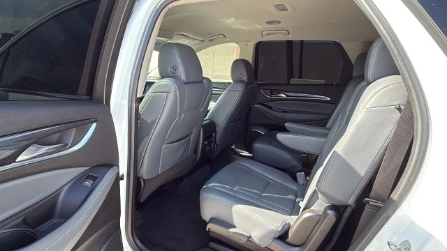 2020 Buick Enclave - Image 12