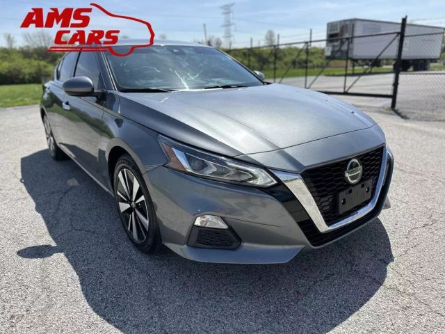 2021 Nissan Altima - Image 4