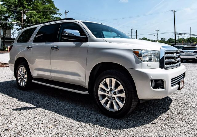 2014 TOYOTA SEQUOIA SUV WHITE AUTOMATIC - Auto Masters of Carolinas