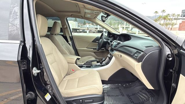 2014 Honda Accord - Image 18