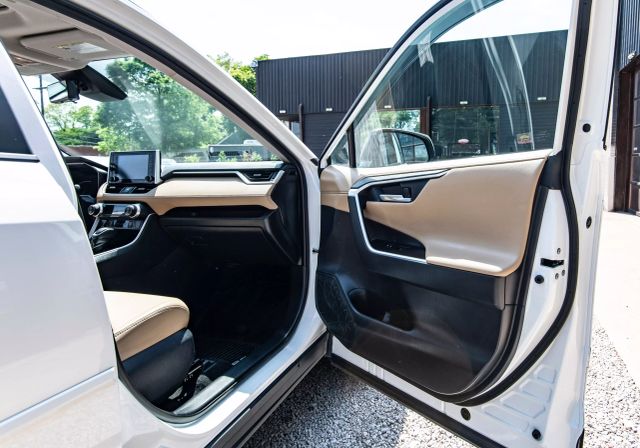2019 TOYOTA RAV4 SUV WHITE AUTOMATIC - Auto Masters of Carolinas