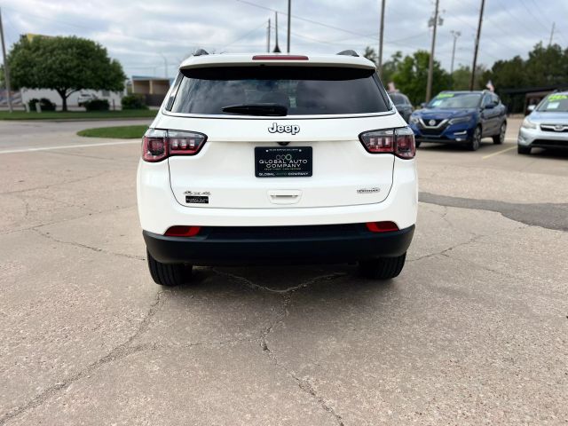 2017 JEEP COMPASS SUV 4-CYL, MULTIAIR, 2.4 LITER ALL NEW LATITUDE SPORT UTILITY 4D