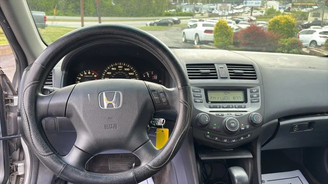 2007 Honda Accord - Image 10
