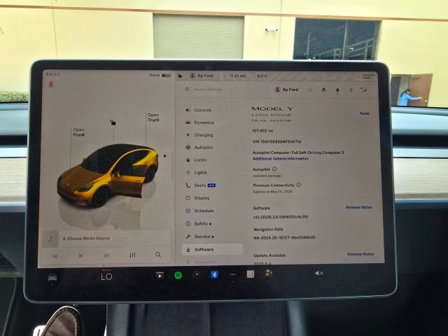 2022 Tesla Model Y - Image 17