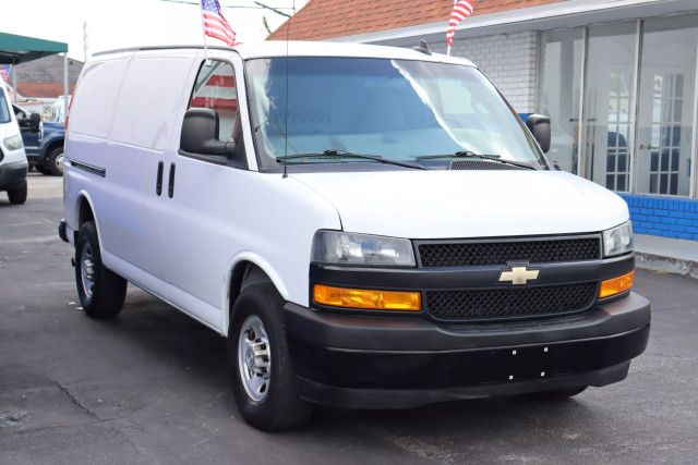 2020 Chevrolet Express 2500 Cargo - Image 7