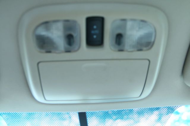 2011 Ford Fusion - Image 27
