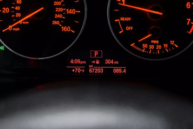 2018 Bmw 3 Series 320i Xdrive Sedan 4d - Image 17