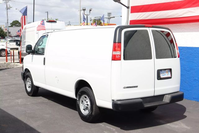 2018 Chevrolet Express 2500 Cargo - Image 16
