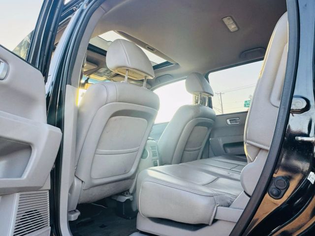 2014 Honda Pilot - Image 18