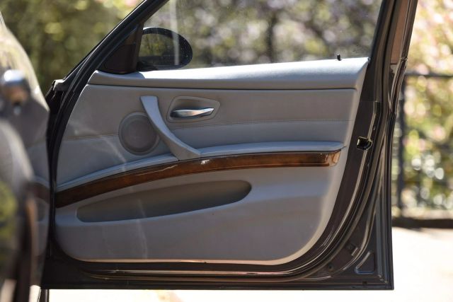 2006 Bmw 3 Series - Image 13