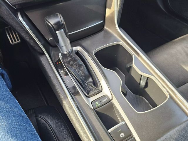 2019 Honda Accord - Image 21
