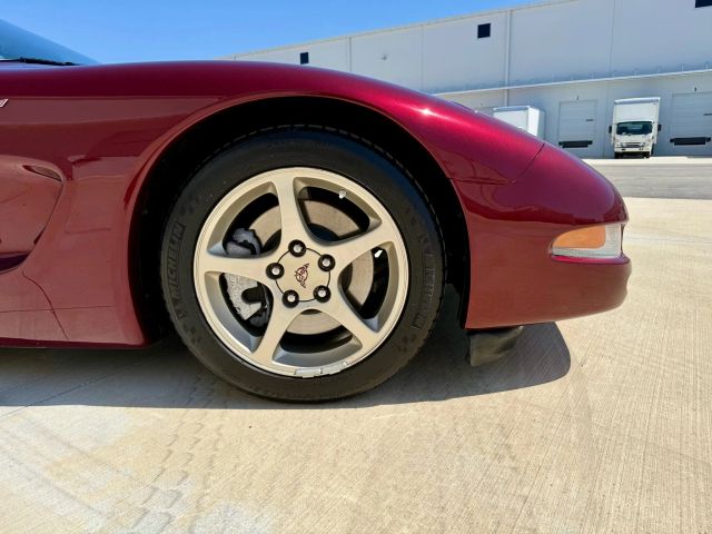 2003 Chevrolet Corvette - Image 9