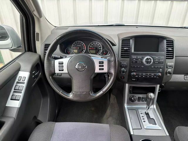 2009 Nissan Pathfinder - Image 25