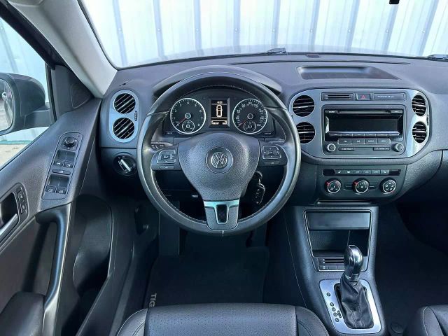 2014 Volkswagen Tiguan - Image 24