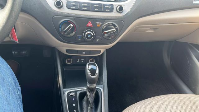 2021 Hyundai Accent - Image 13