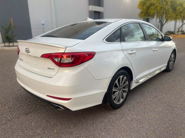 2015 Hyundai Sonata - Image 7