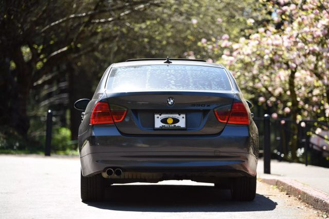 2006 Bmw 3 Series - Image 23