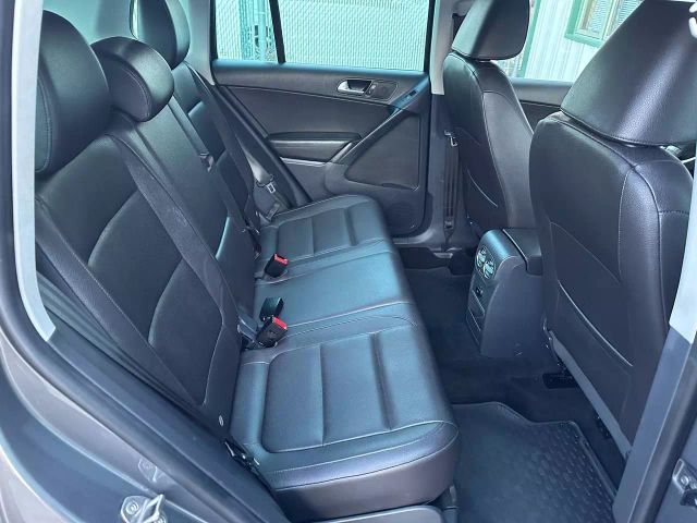 2014 Volkswagen Tiguan - Image 19
