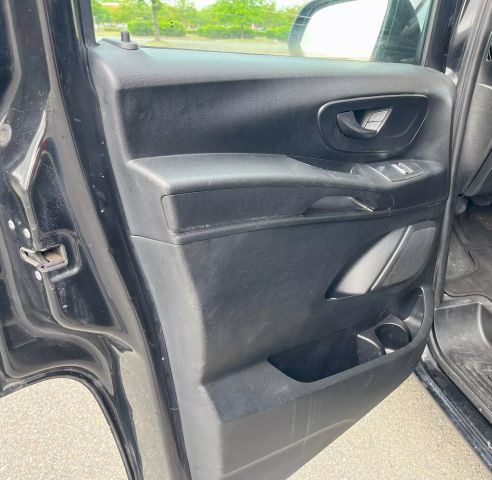 2018 Mercedes-benz Metris Passenger - Image 38