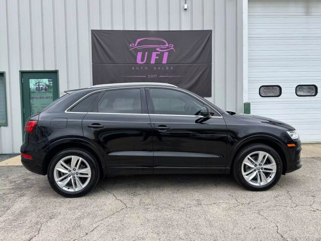2017 Audi Q3 - Image 3