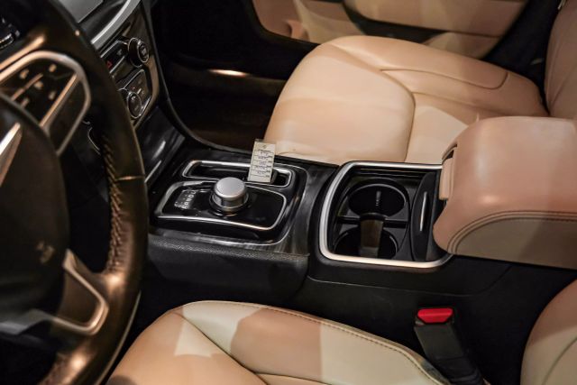 2020 Chrysler 300 300 Touring L Sedan 4d - Image 20