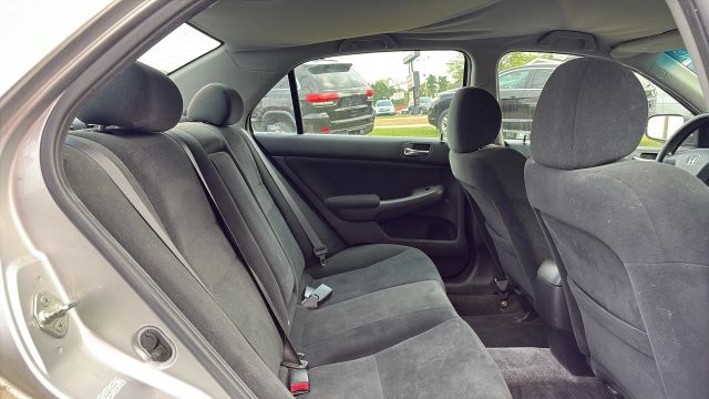2007 Honda Accord - Image 17