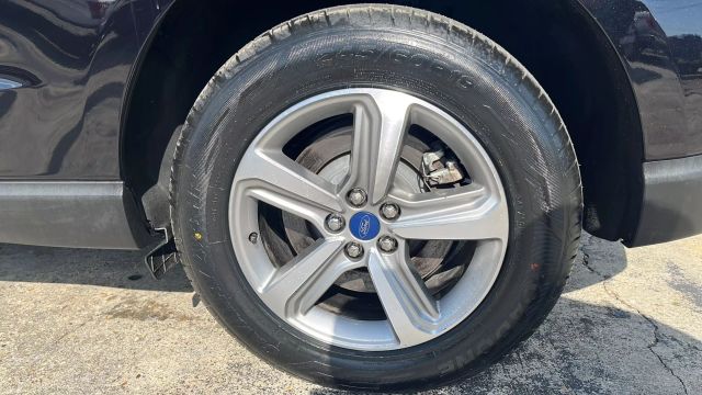 2021 Ford Edge - Image 4