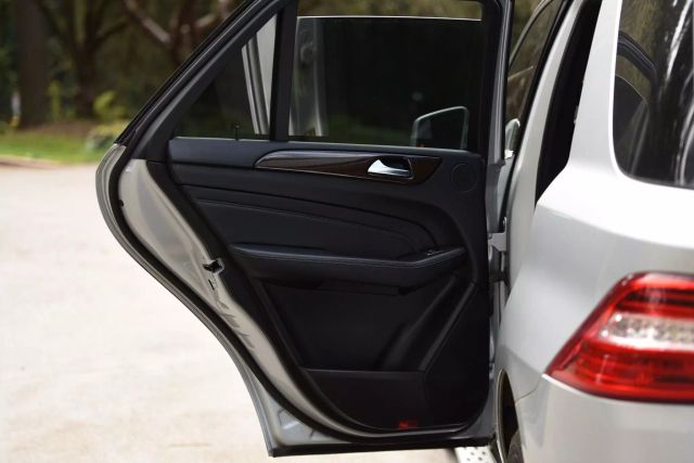 2015 Mercedes-benz M-class - Image 18