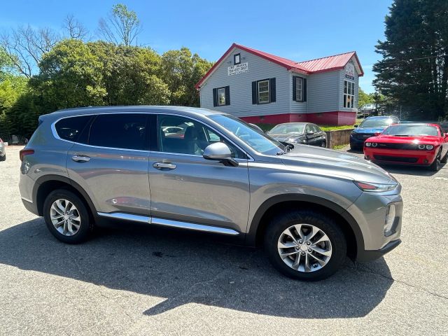2019 Hyundai Santa Fe - Image 15