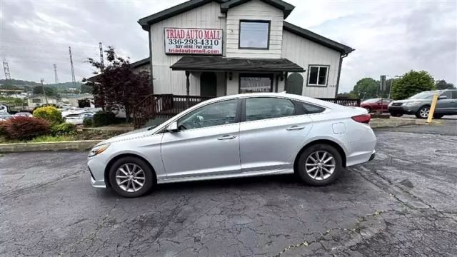 2019 Hyundai Sonata - Image 8