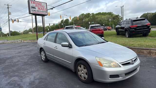 2007 Honda Accord - Image 3