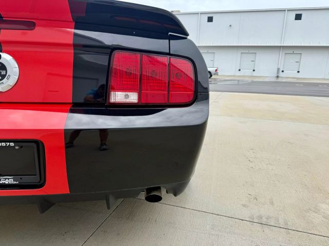 2007 Ford Mustang - Image 22