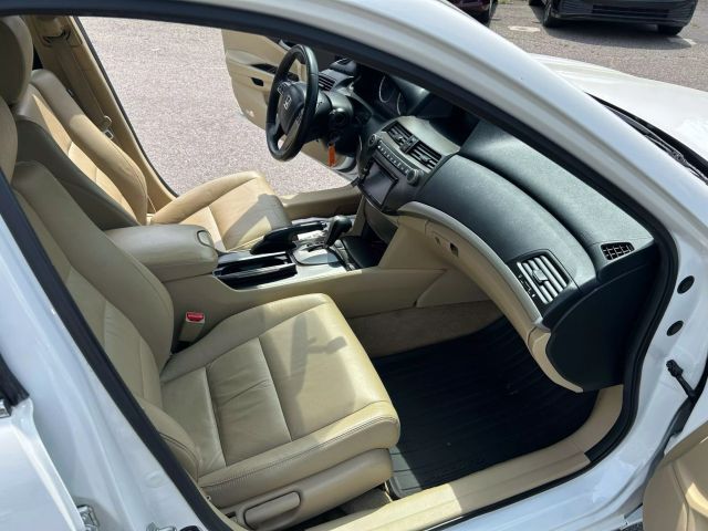 2012 Honda Accord - Image 15