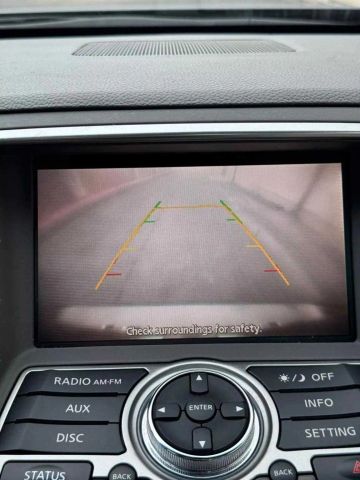 2011 Infiniti G - Image 32