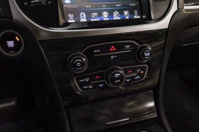2020 Chrysler 300 300 Touring L Sedan 4d - Image 22
