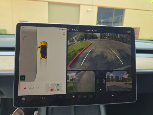 2022 Tesla Model Y - Image 18