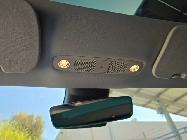 2018 Tesla Model 3 - Image 22